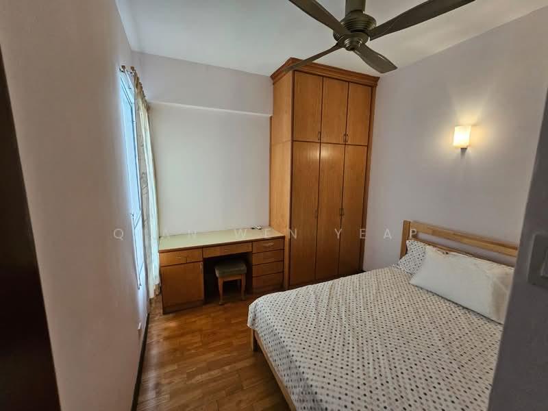 Gurney Park Condominium - 3