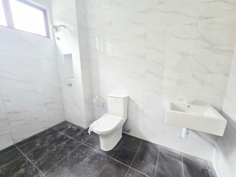 Taman Senai Utama - 4