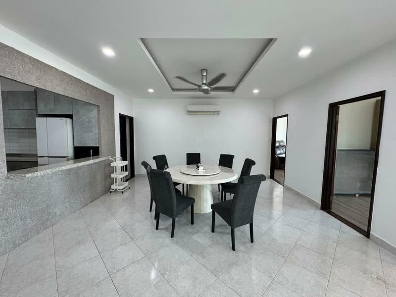 Gurney Beach Resort - 5