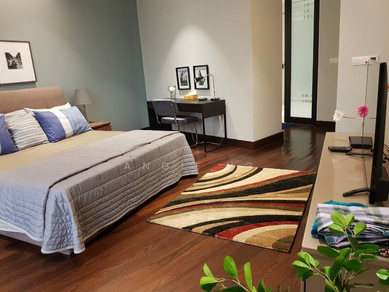 Banyan Tree Signatures - 1