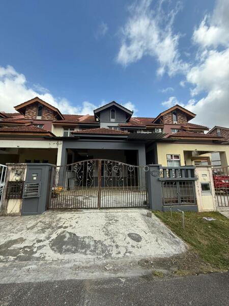 Taman Nusa Idaman - 1