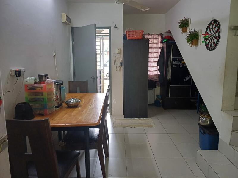 taman saujana palma jenaris - 3