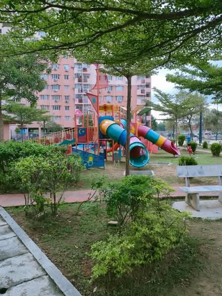 Pangsapuri Damai - 5