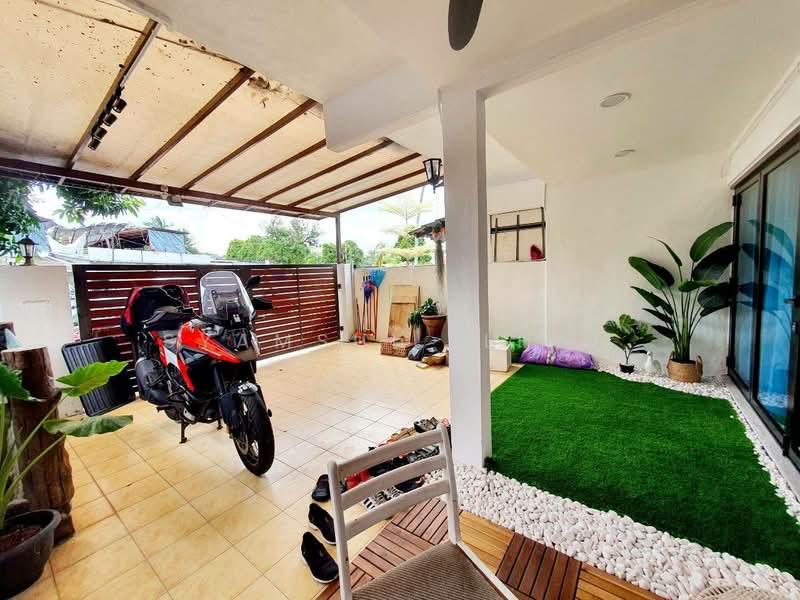 Taman bukit teratai - 3