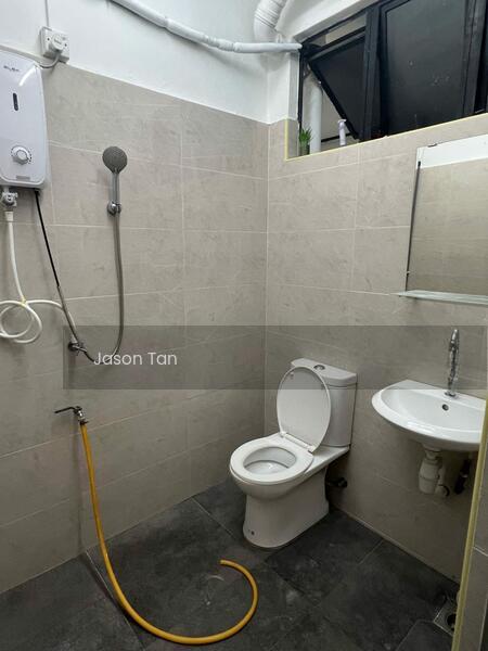 Taman Daya - Jalan Rumbia - 4