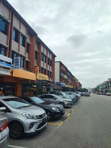 Taman Desa Cemerlang - 4