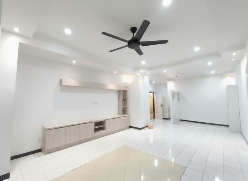 Putra Indah Condominium - 1