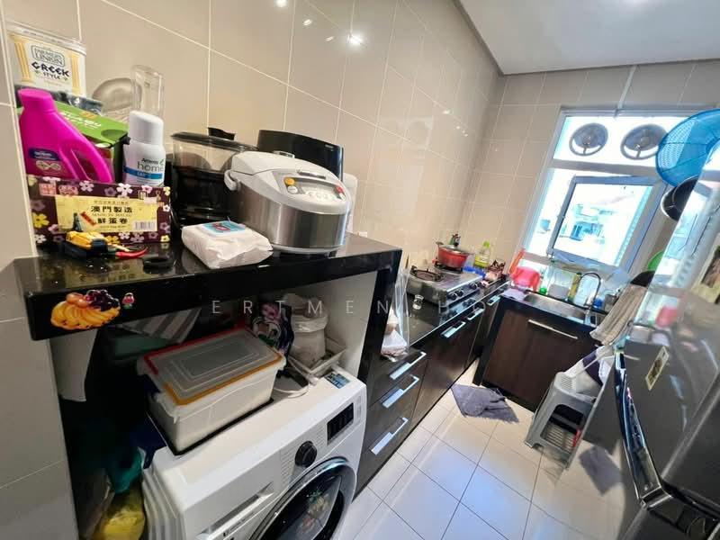 Quayside Seafront Resort Condominiums - 5