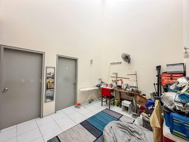 Laman Orkid Nilai Impian - 3