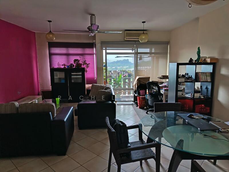 Perdana Exclusive - 1