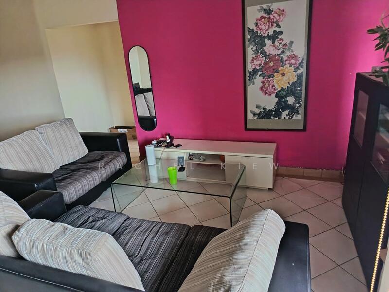 Perdana Exclusive - 3