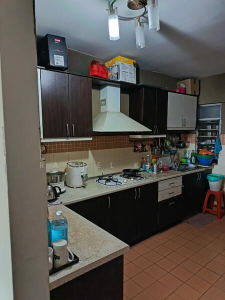 Perdana Exclusive - 4