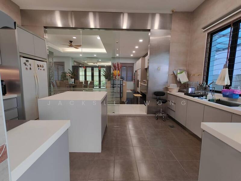 Bukit Sungai Long 1 - 5