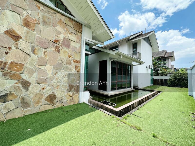 Bungalow at Bukit Jelutong - 2