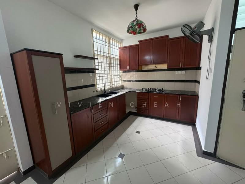 2 Sty Terrace at Lebuh Midlands Palau Tikus - 4