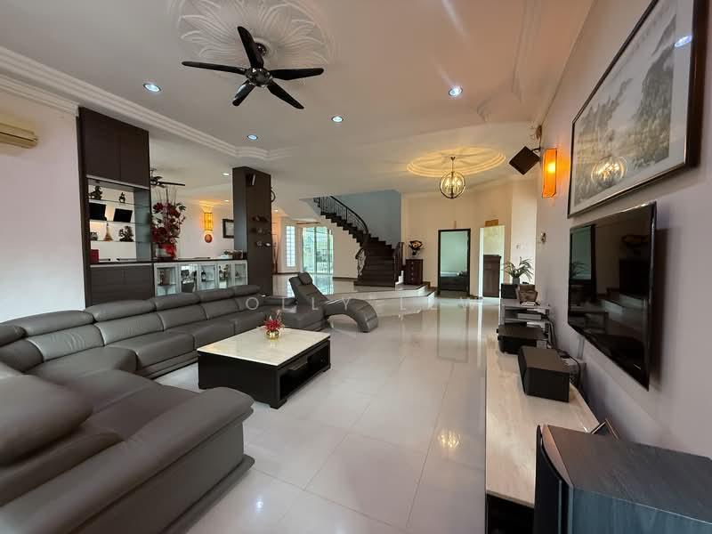 Bandar Sungai Long - 1