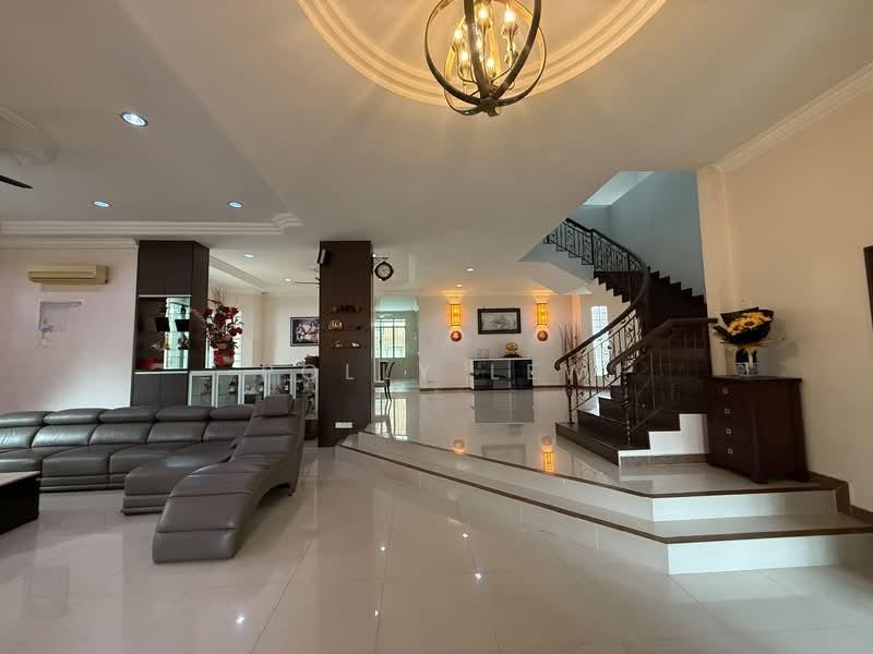 Bandar Sungai Long - 3