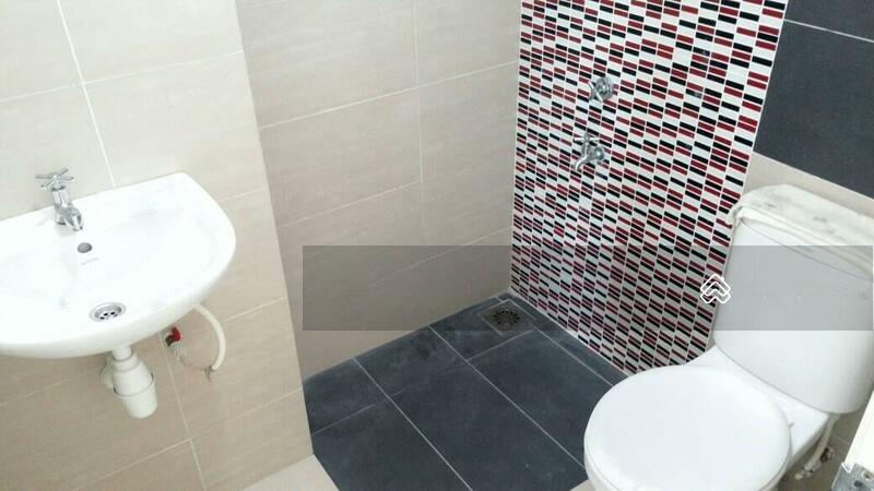 Ujana Executive Apartment - 2