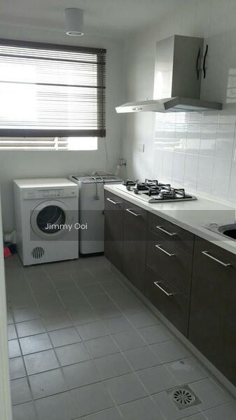 Ujana Executive Apartment - 3