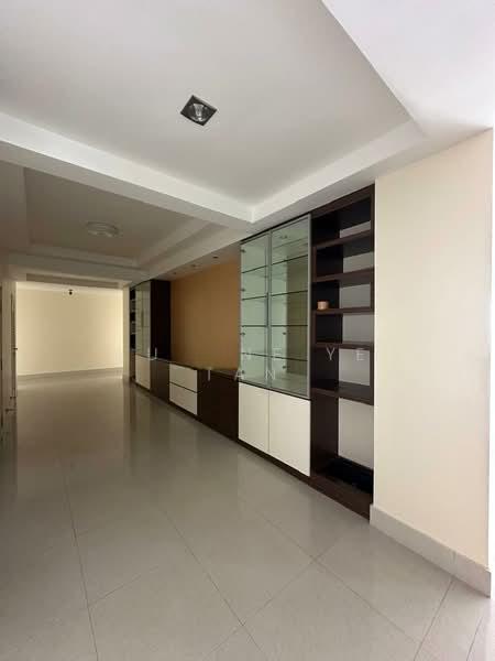 The Cove Condominium - 5