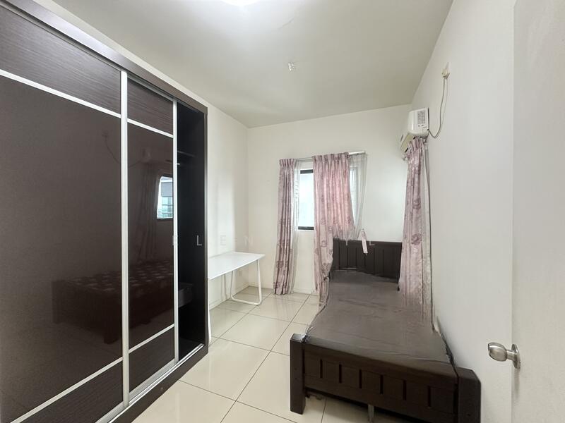 Ujana Executive Apartment - 4