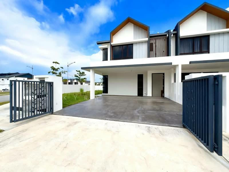 Bandar Serenia Sepang Type ANISA Double Storey - 2