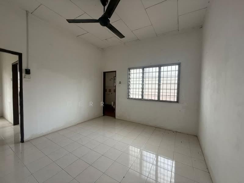 Bandar Puteri Jaya - 5