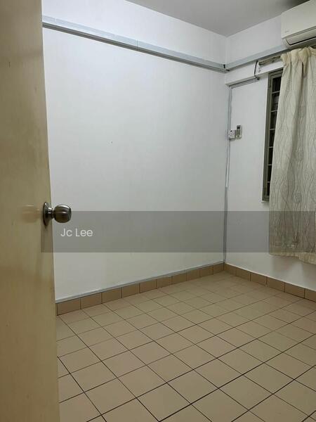 Perdana Exclusive - 4