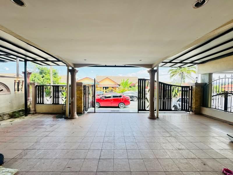 RENOVATED Semi Detached Taman Tuanku Jaafar - 3