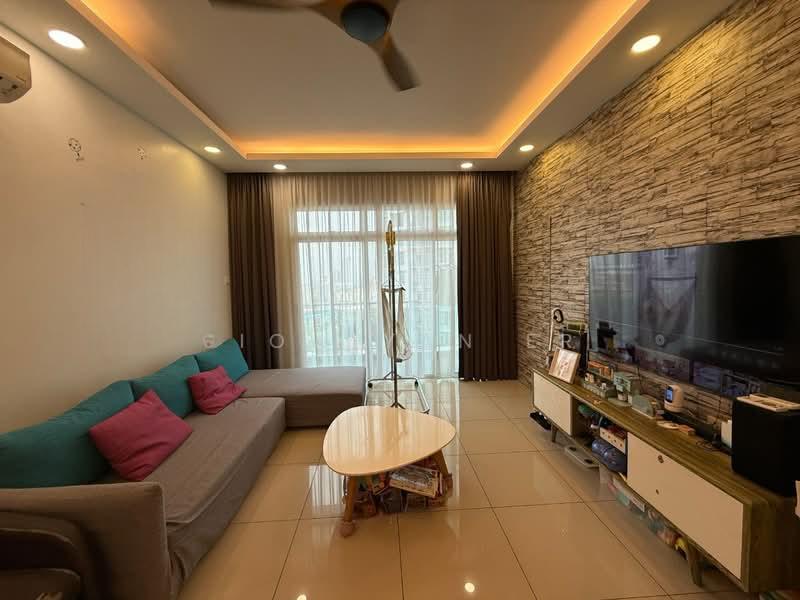 M Condominium @ Larkin - 1