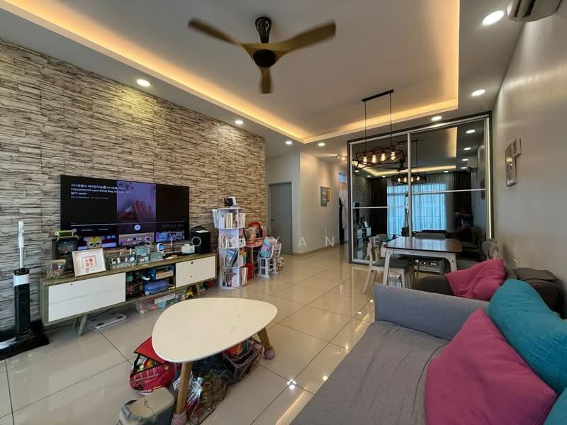 M Condominium @ Larkin - 4