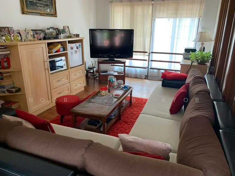 EXCLUSIVE Bungalow Bali Villa Style Bukit Gita Bayu Seri Kembangan - 4