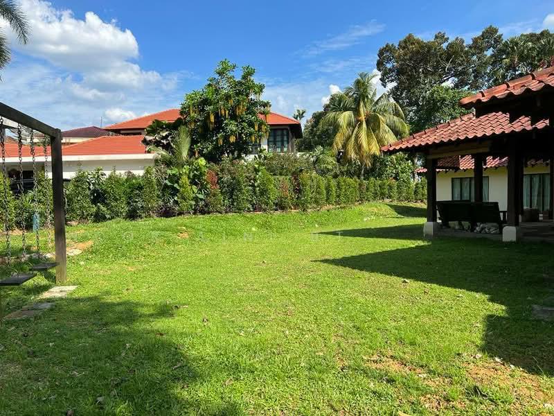 EXCLUSIVE Bungalow Bali Villa Style Bukit Gita Bayu Seri Kembangan - 3