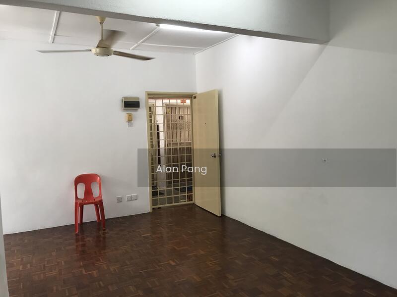 Happy Garden Apartment - 1