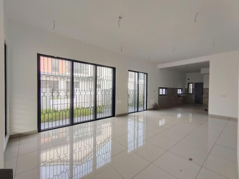 Elmina Green Four - 4