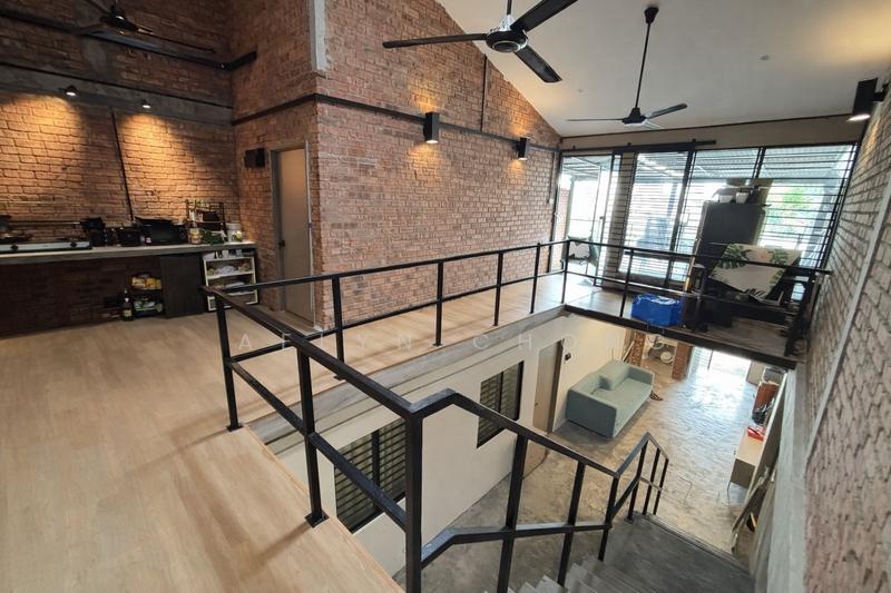 Taman Taynton View - 1