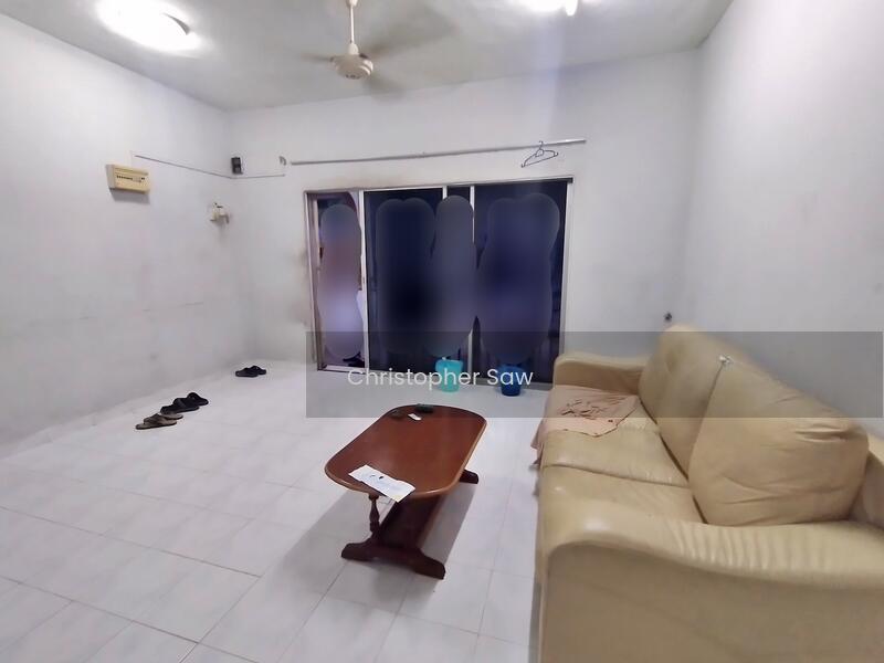 Taman Bukit Serdang Seksyen 5 - 4