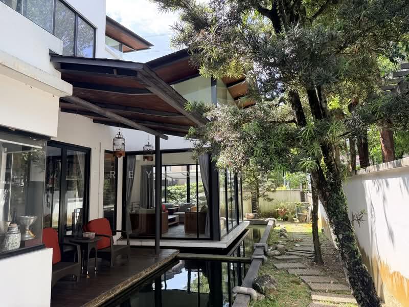 Laman Setiakasih 8 - 2