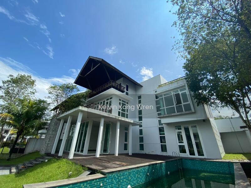 Emerald Bay @ Puteri Harbour - 1