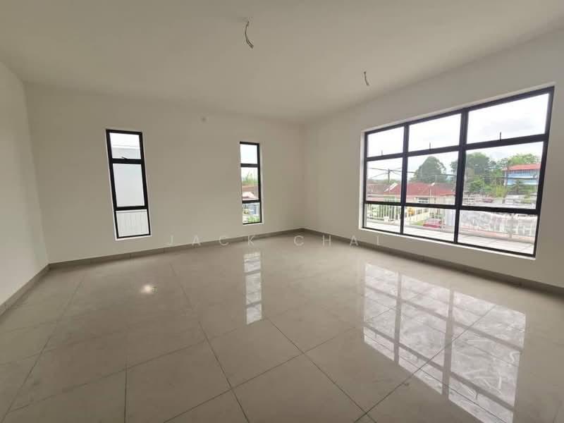 Taman Senai Utama - 5