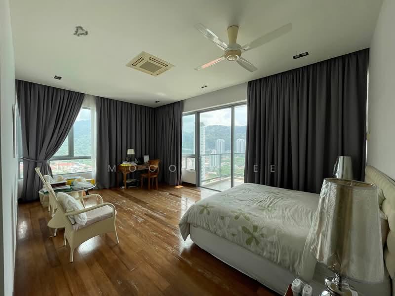 Infinity Beachfront Condominium - 2