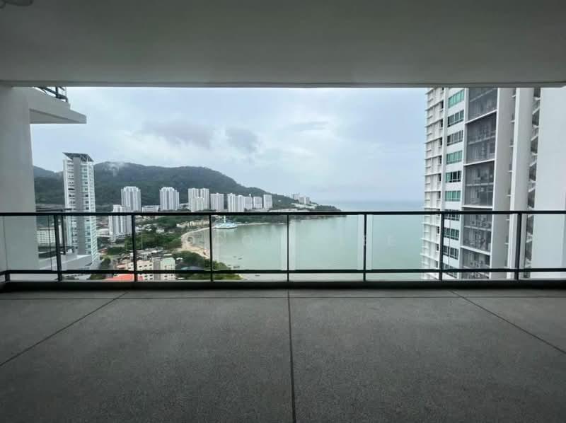 Infinity Beachfront Condominium - 3