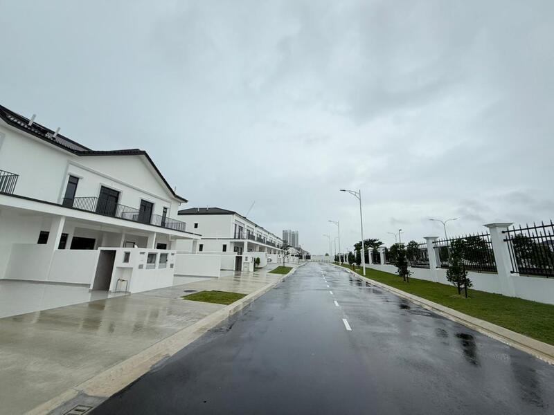 RESIDENSI BOTANI 2 - 1