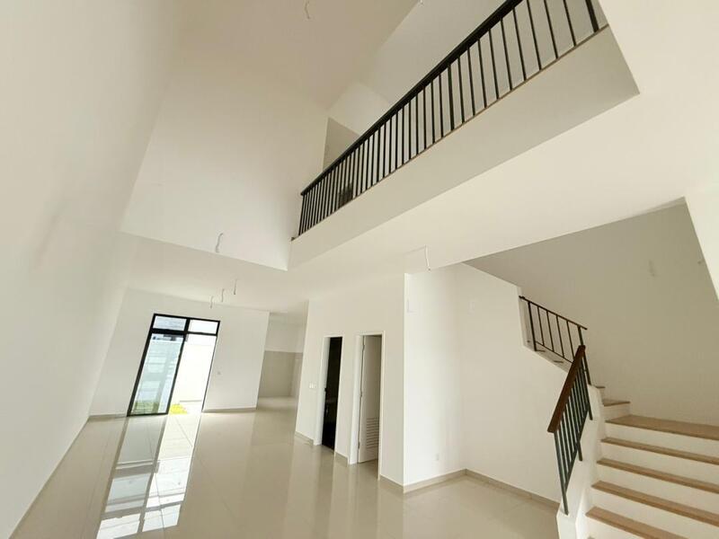 RESIDENSI BOTANI 2 - 4