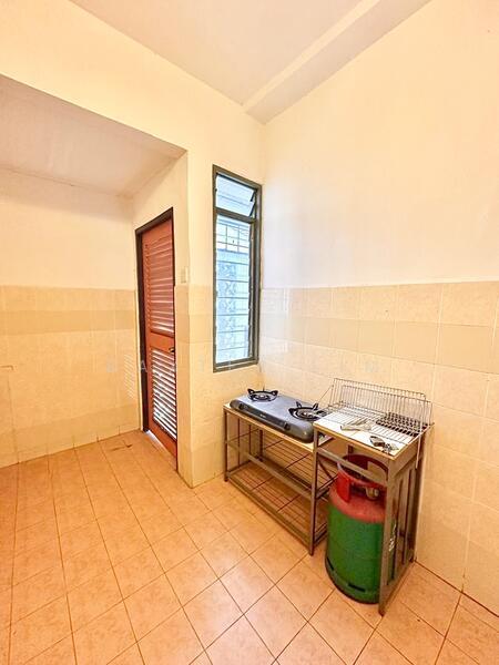 Camelia Court - 3