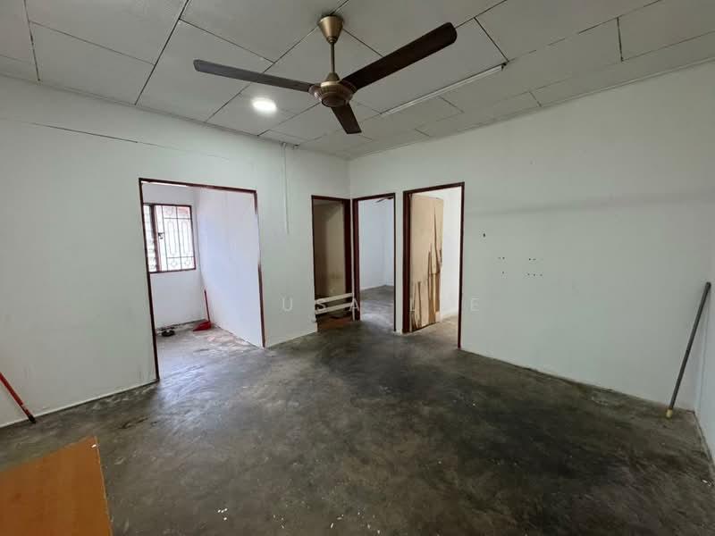 Bandar Selesa Jaya - 1