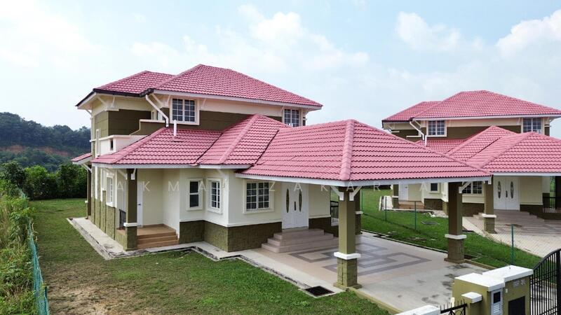 Taman Desa Anjung Putra - 2