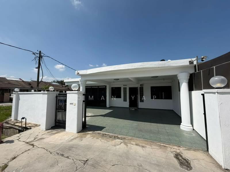 Corner lot, Single Storey, Taman Teratai, Bukit Beruntung - 1