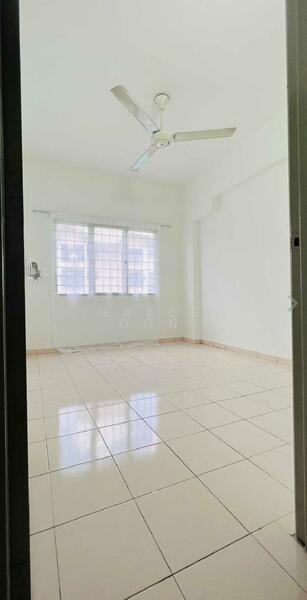 Pangsapuri Cemara - 5