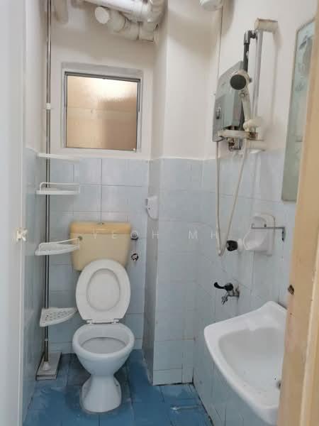 Flora Damansara Apartment - 2